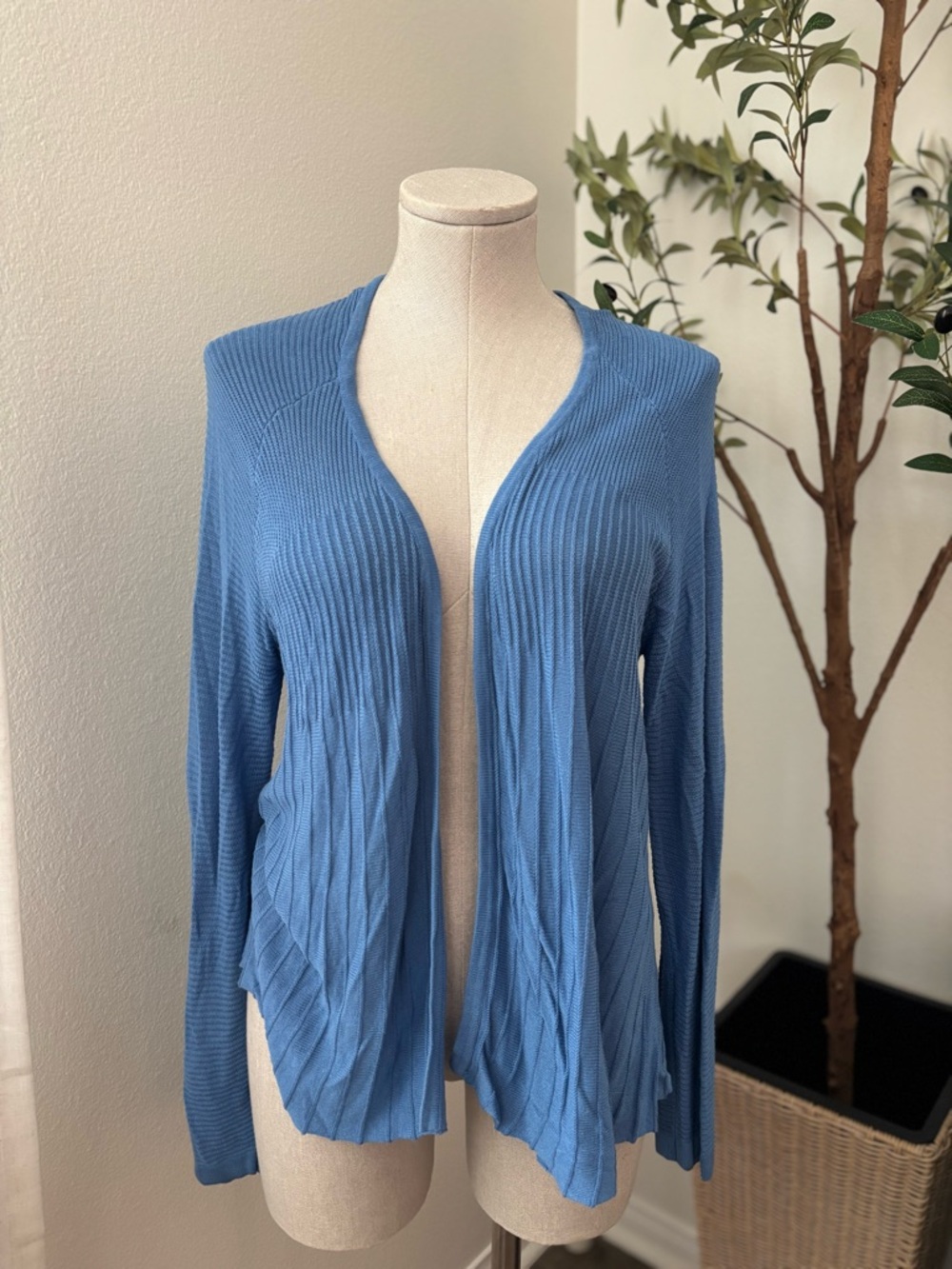 Cyrus Light Blue Women's Open-Front Ribbed Cardigan Sweater